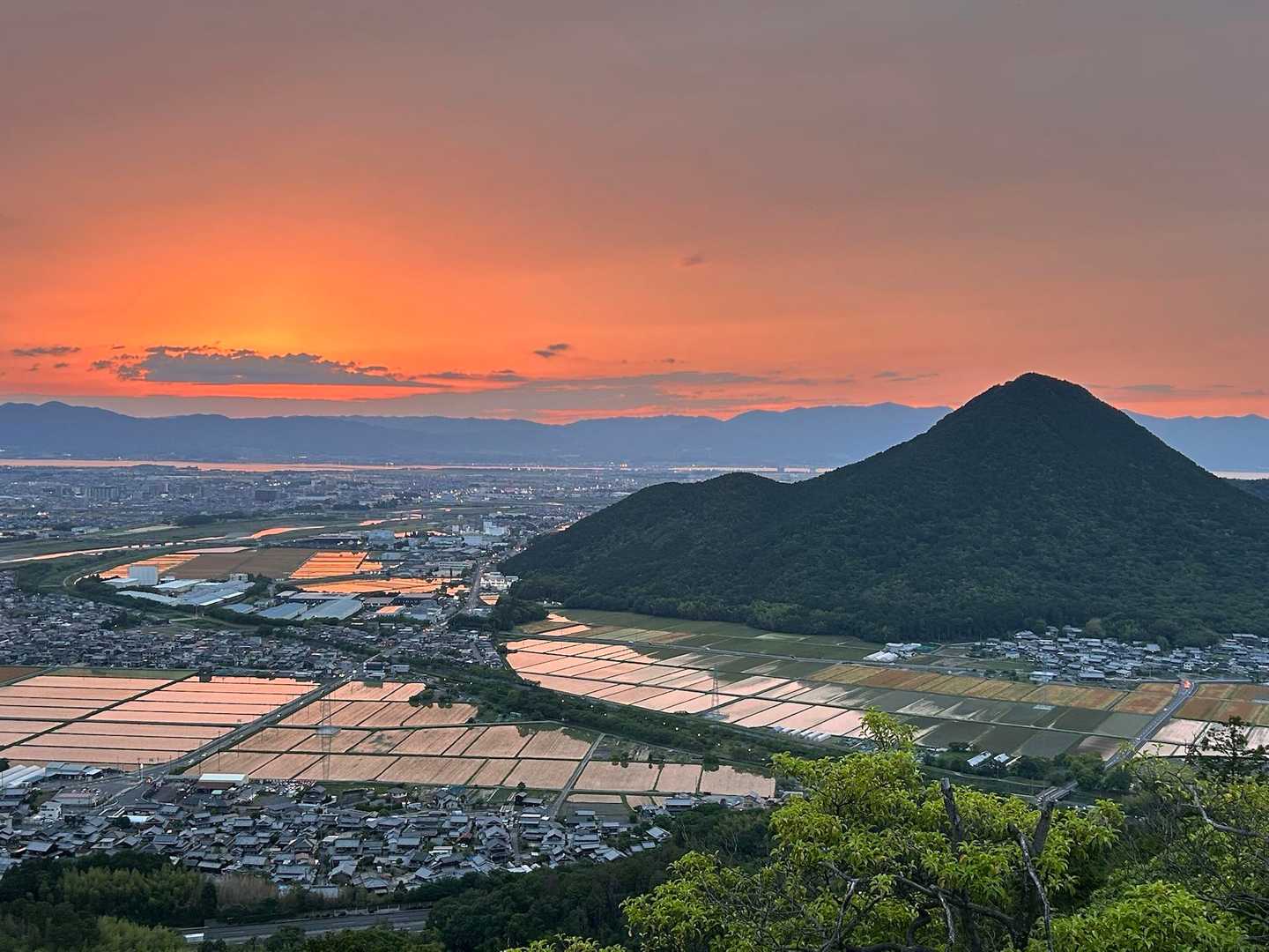 正面に近江富士が見える夕焼け🌆