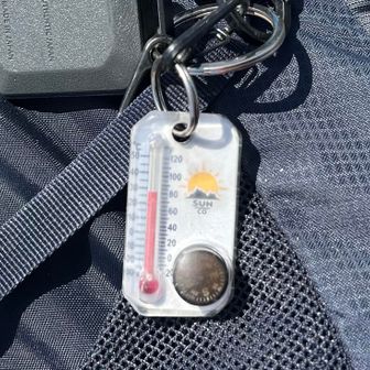 気温27℃、って本当の値じゃないです。