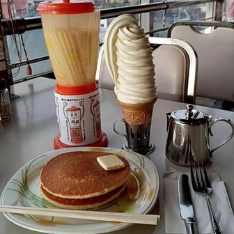 モモコ