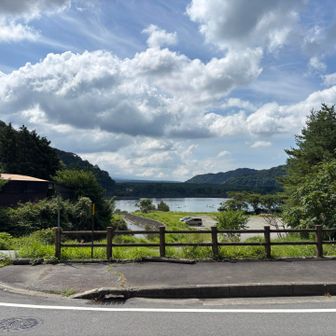 河口湖駅からバスに乗り、精進バス停からスタート✊
前日に1DayPass 河口湖・西湖・本栖湖フリークーポン（¥1500）を買いました🚌