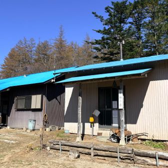 笠取小屋