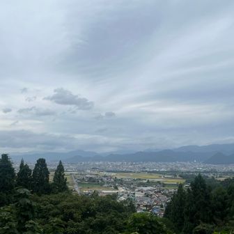 舞鶴山をみて「天童近く感じるね」と次女