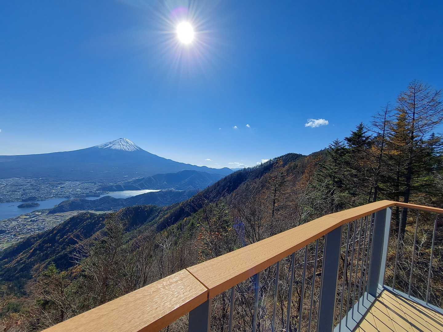 新道峠-破風山-すずらん峠-御坂黒岳-中沢山 縦走コースの写真