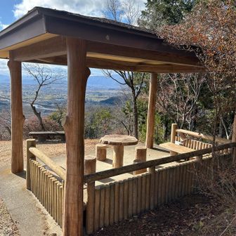 素敵な景色が味わえる東屋でした🏠