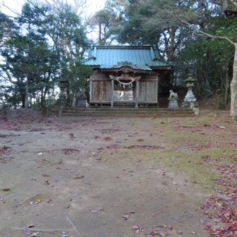 白鳥神社に到着
大福山の山頂は神社の右上にあります。