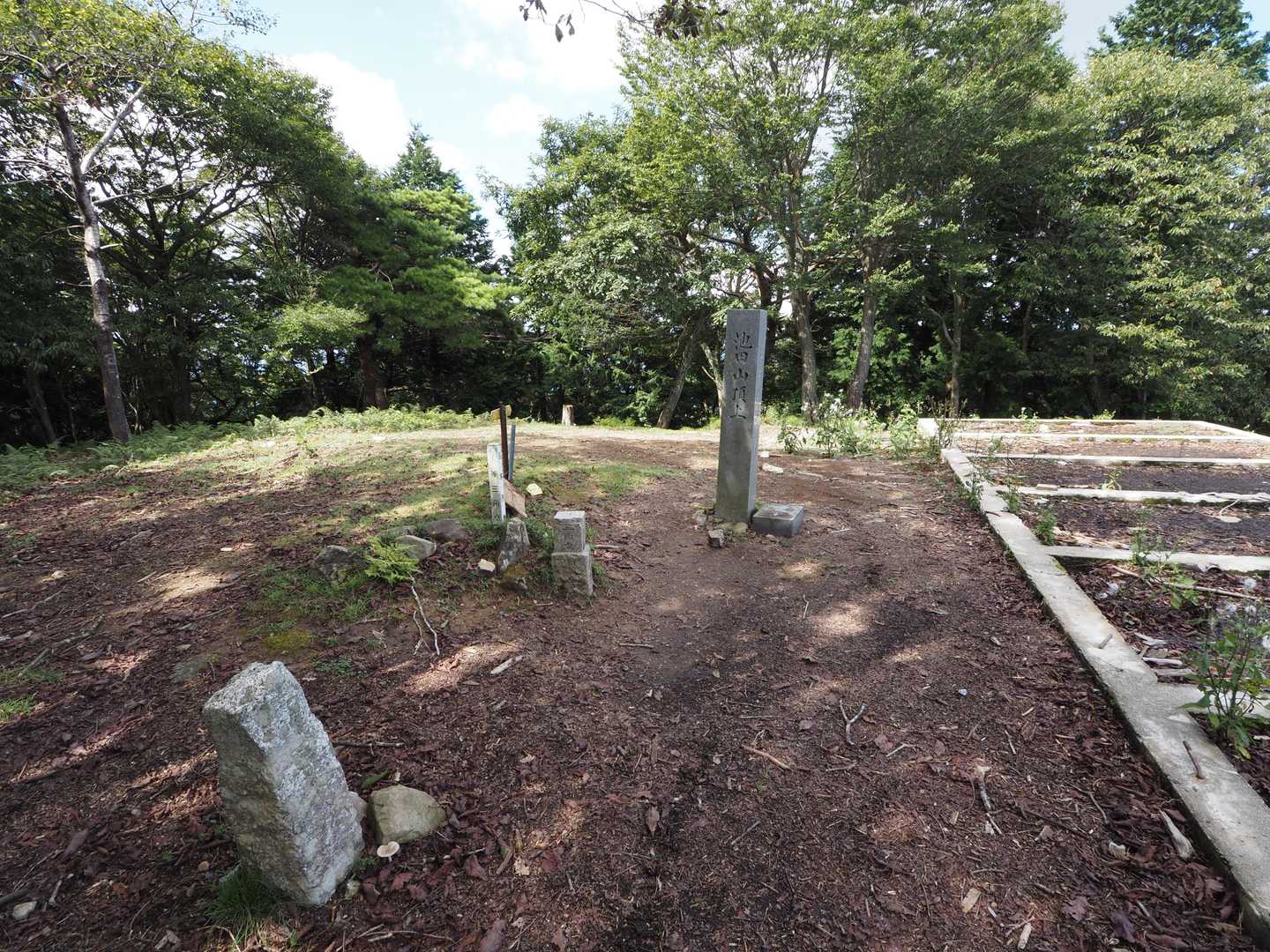 山頂三角点