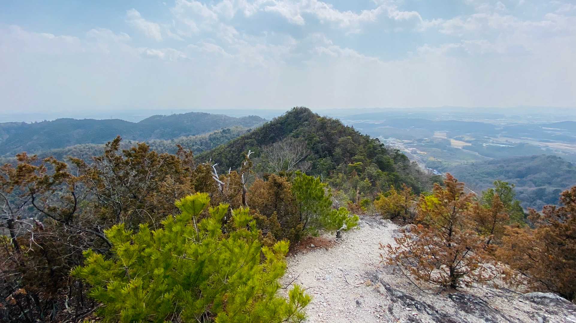 五峰山登り口-五峰山-第2ピーク-角尾山-引尾山-奥の谷コ 縦走コースの写真