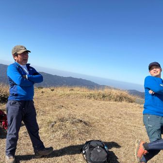 なんかのポーズ