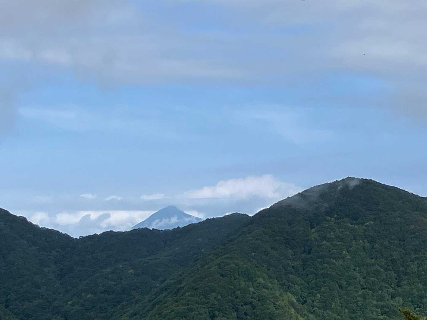 今日の　磐梯山　は　ちょびっと
