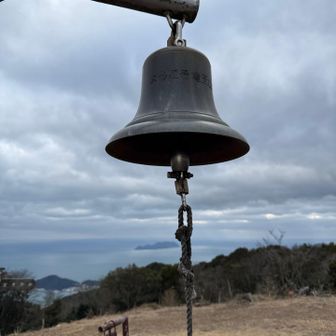 今年初の鐘🔔鳴らさせて頂きました。