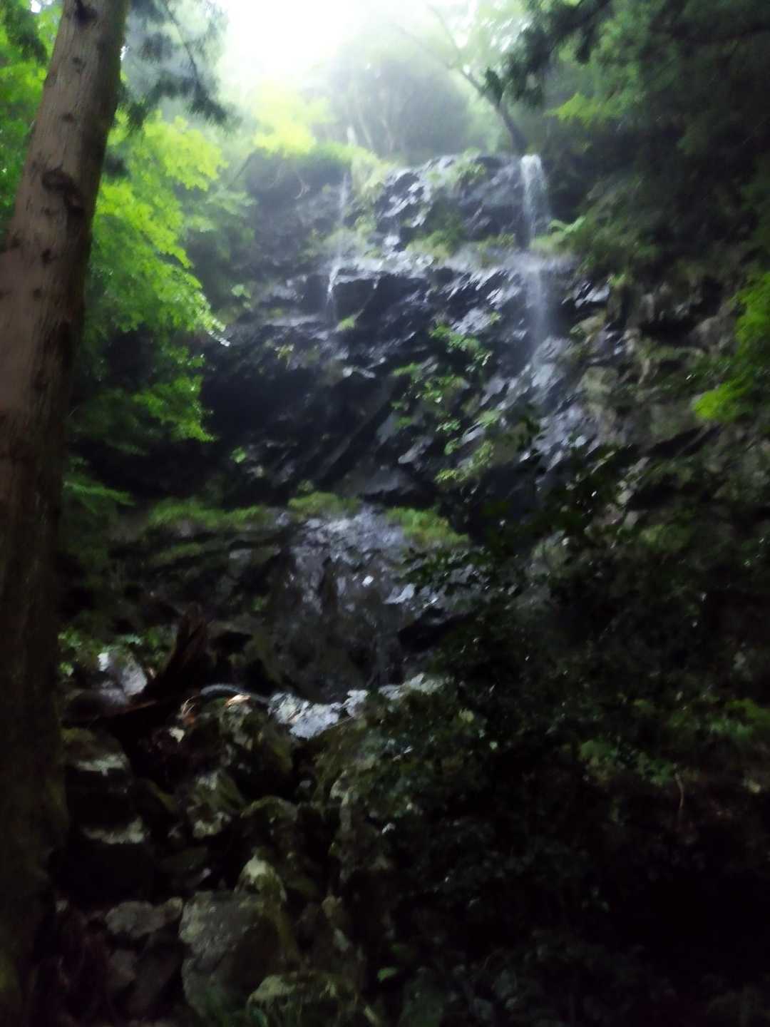 天気が悪かったので幻想的です。