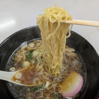 ずーっと飛んでw
折り返してから極楽茶屋で控えめに補給😋
身体温まる〜！
女将さんに教えてもらったバナナスムージーの店、メッチャ気になる
次回は絶対寄りたい🫡
今日は伊吹の滝まで戻らんといかんのです💧‬