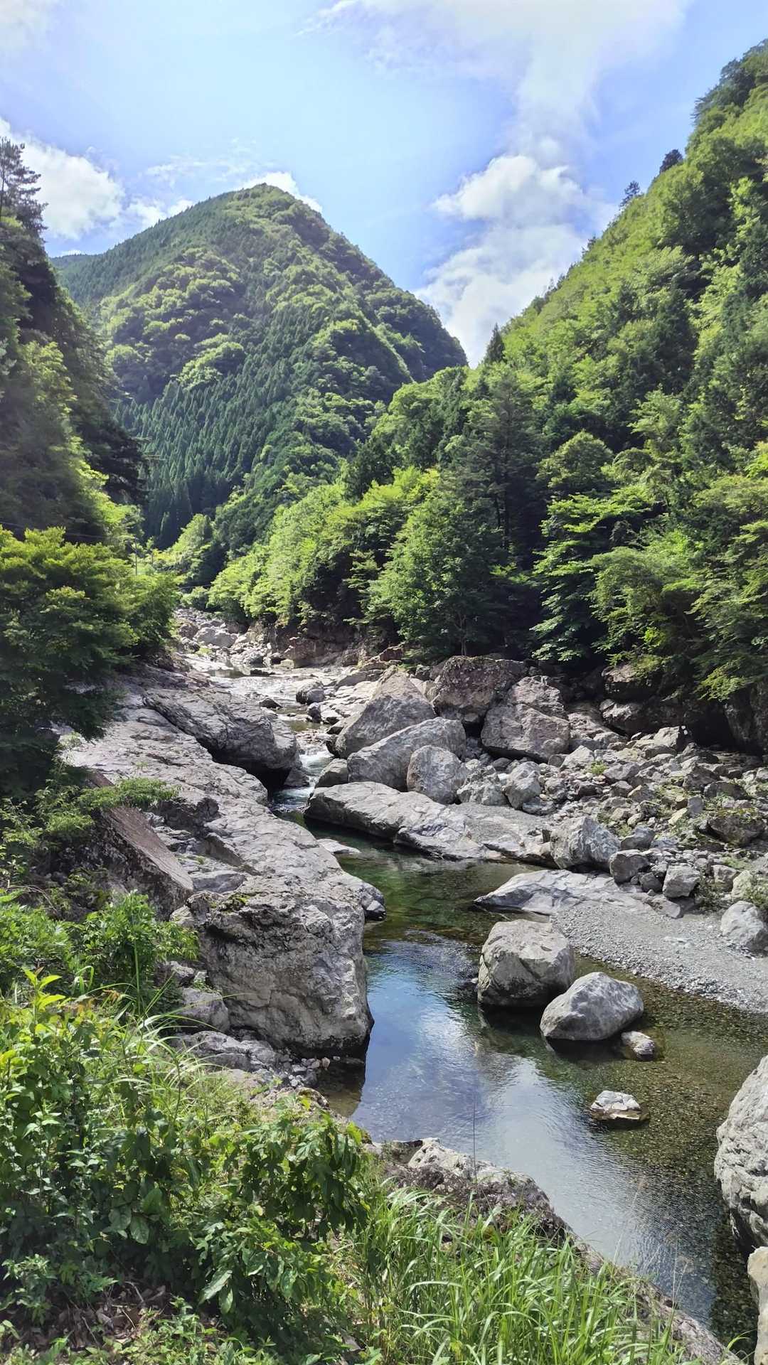 【みたらい渓谷】世界遺産の山懐を流れる滝と清流に癒されるの写真