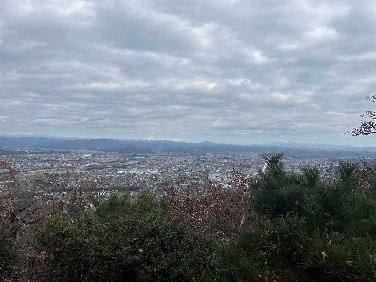 両見山-鳩吹山 縦走コースの写真