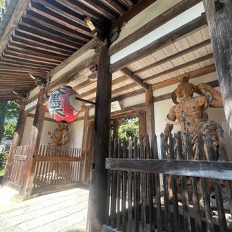 重要文化財の仁王像