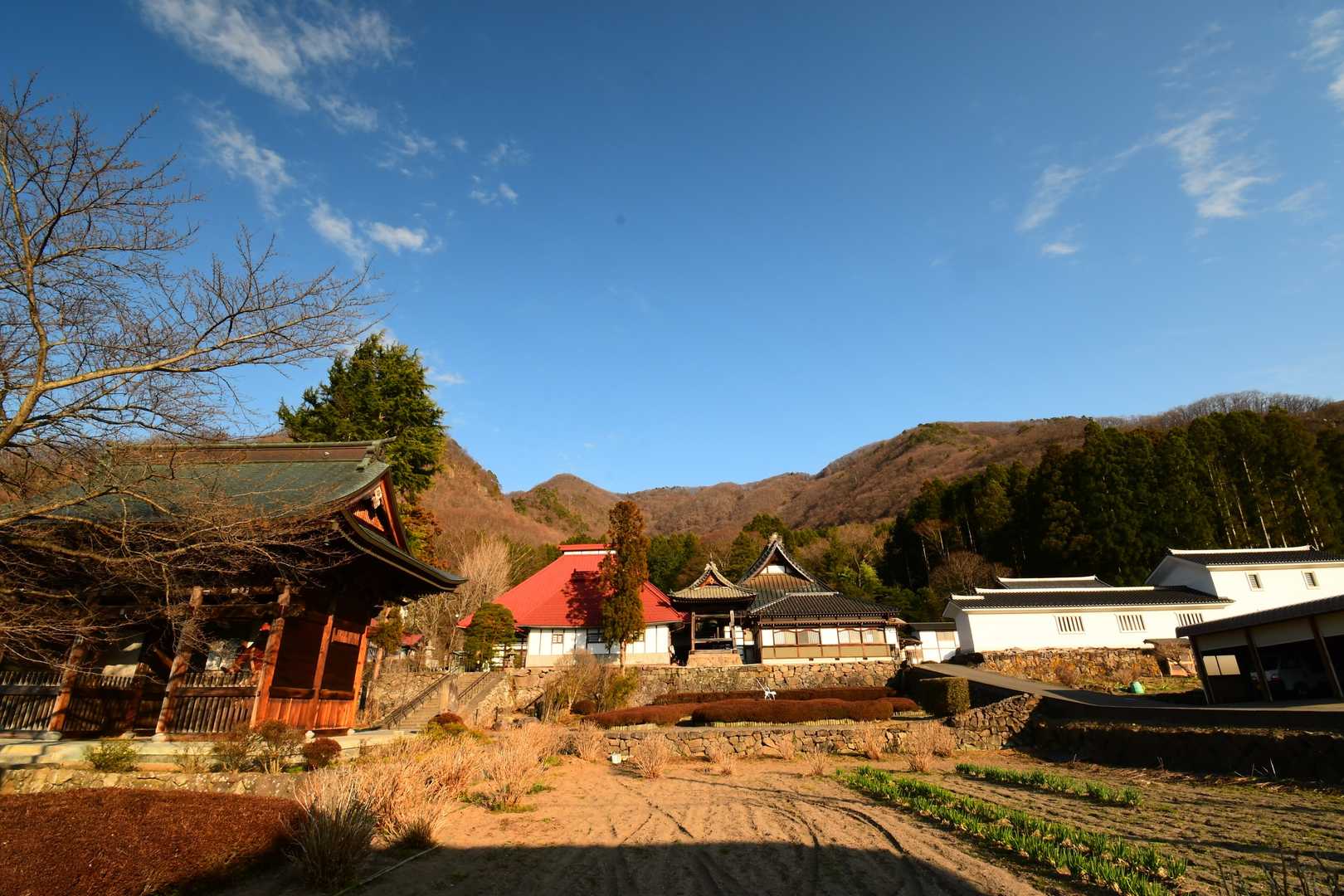 雁田山 縦走コースの写真
