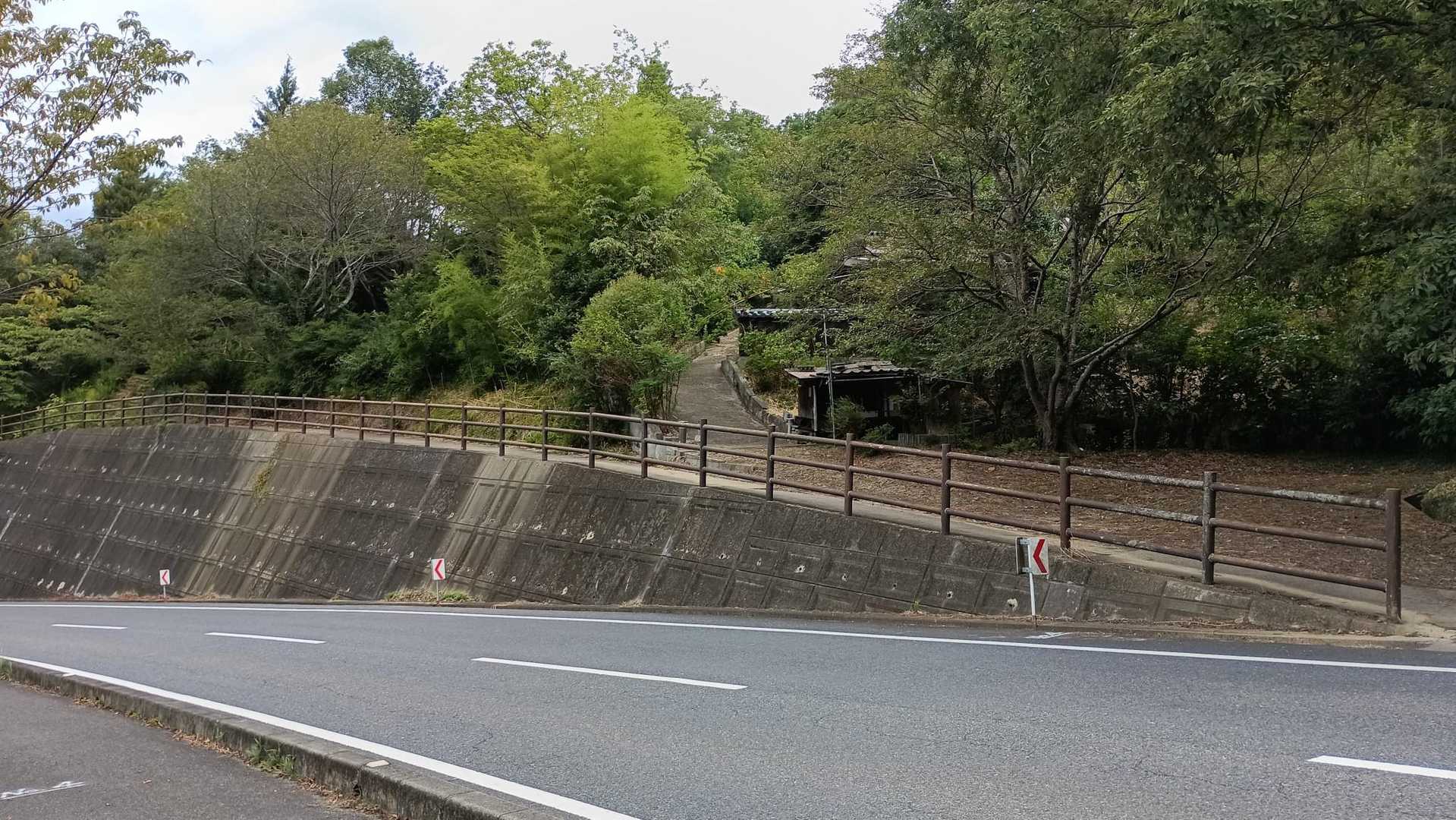 なんで～ヤマップのGPSがまだ降りてこない🤣
せっかく頑張って３９分台でゴールしたのに結局データ上では４０分超えちゃった…🥲