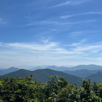 条溝岩からの山並みが👌
名前は⁇