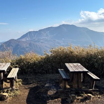 テーブルと椅子が嬉しいね