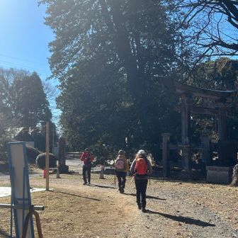 常陸国ロングトレイル（プチ）お疲れ様でした♪
これから🚗💨下山飯へ向かいましょう^ ^