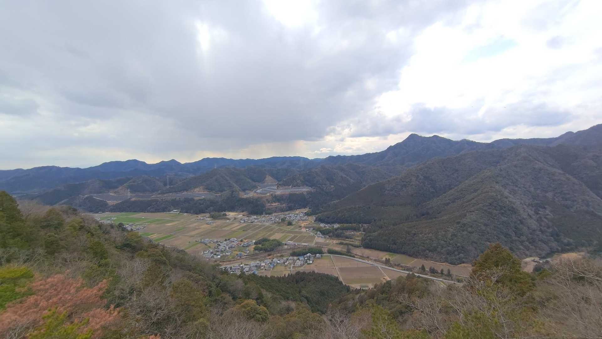 周回していって…、下の町並みが見渡せました！