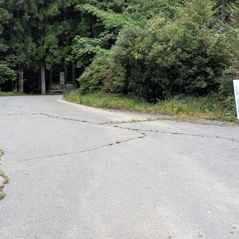 青崩れ峠駐車場　朝７時
誰も居ない。