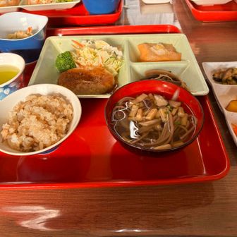 夕食