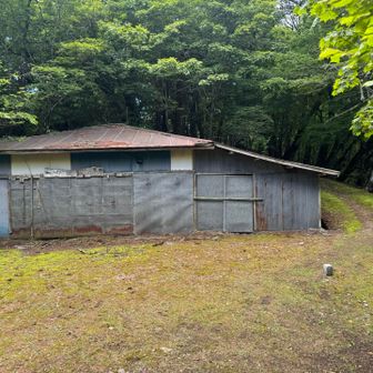 旧御坂峠と御坂峠茶屋跡