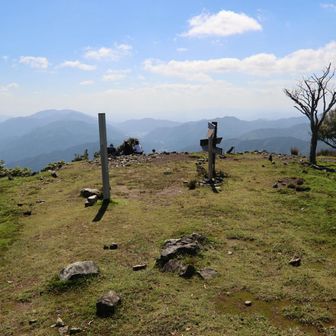 権現山山頂