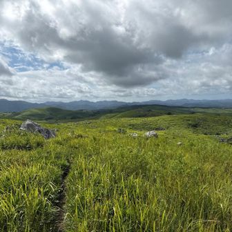 次は冠山へと向かう。