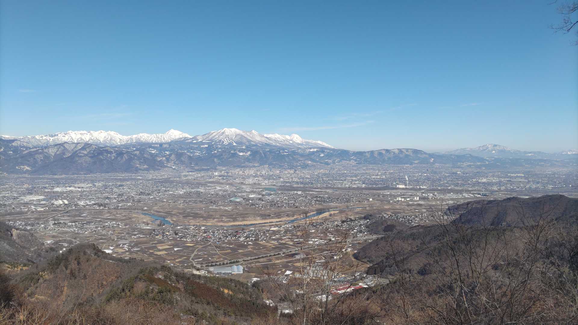 立ち去るのが惜しい感じです。