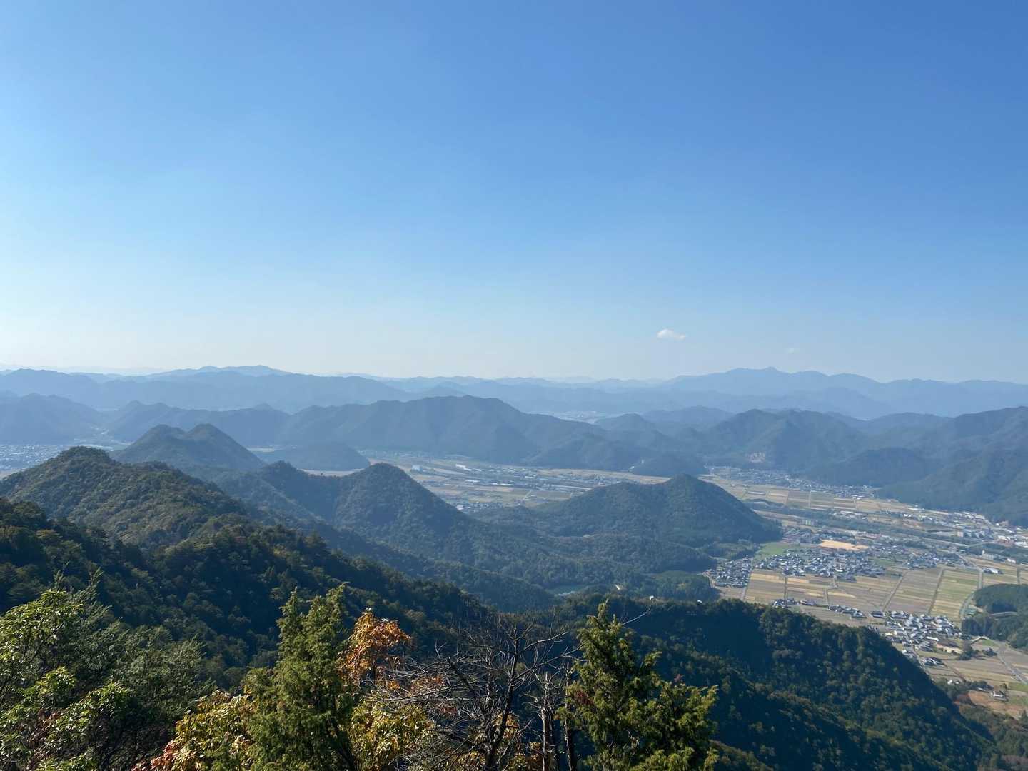 山頂近くの展望ポイント
