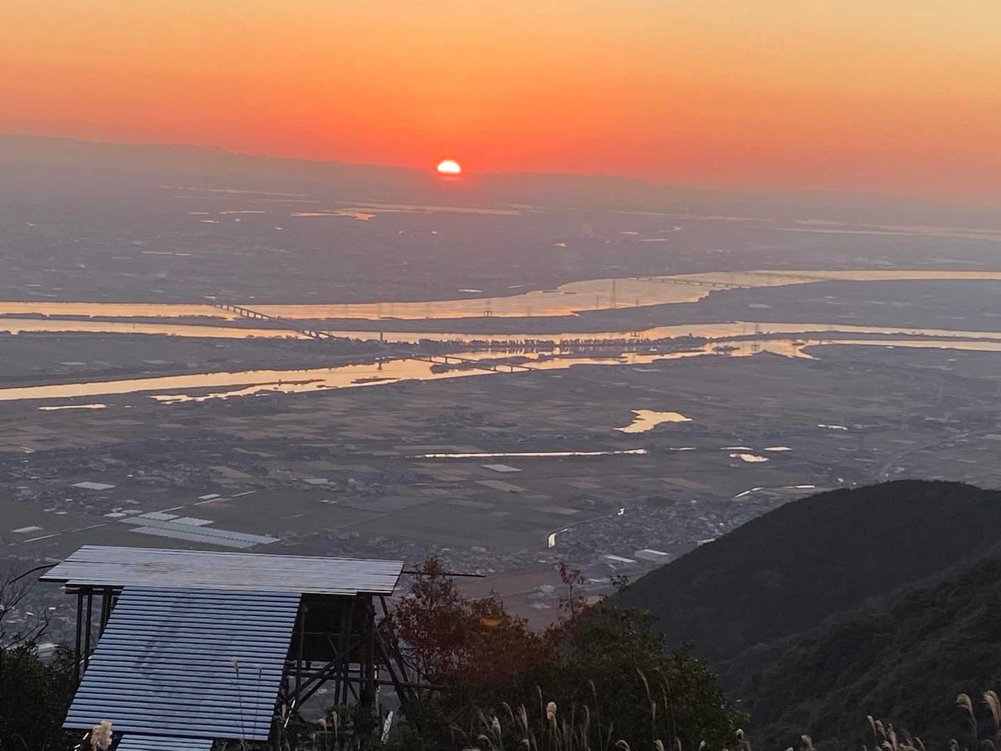 🌅登り始めた