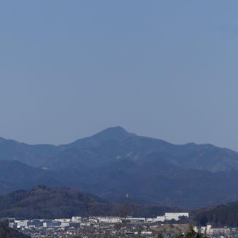 武甲山