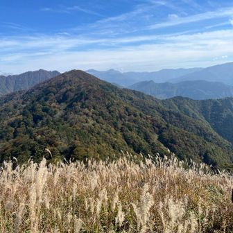 さっきより剣山・次郎笈がくっきり見えてる！