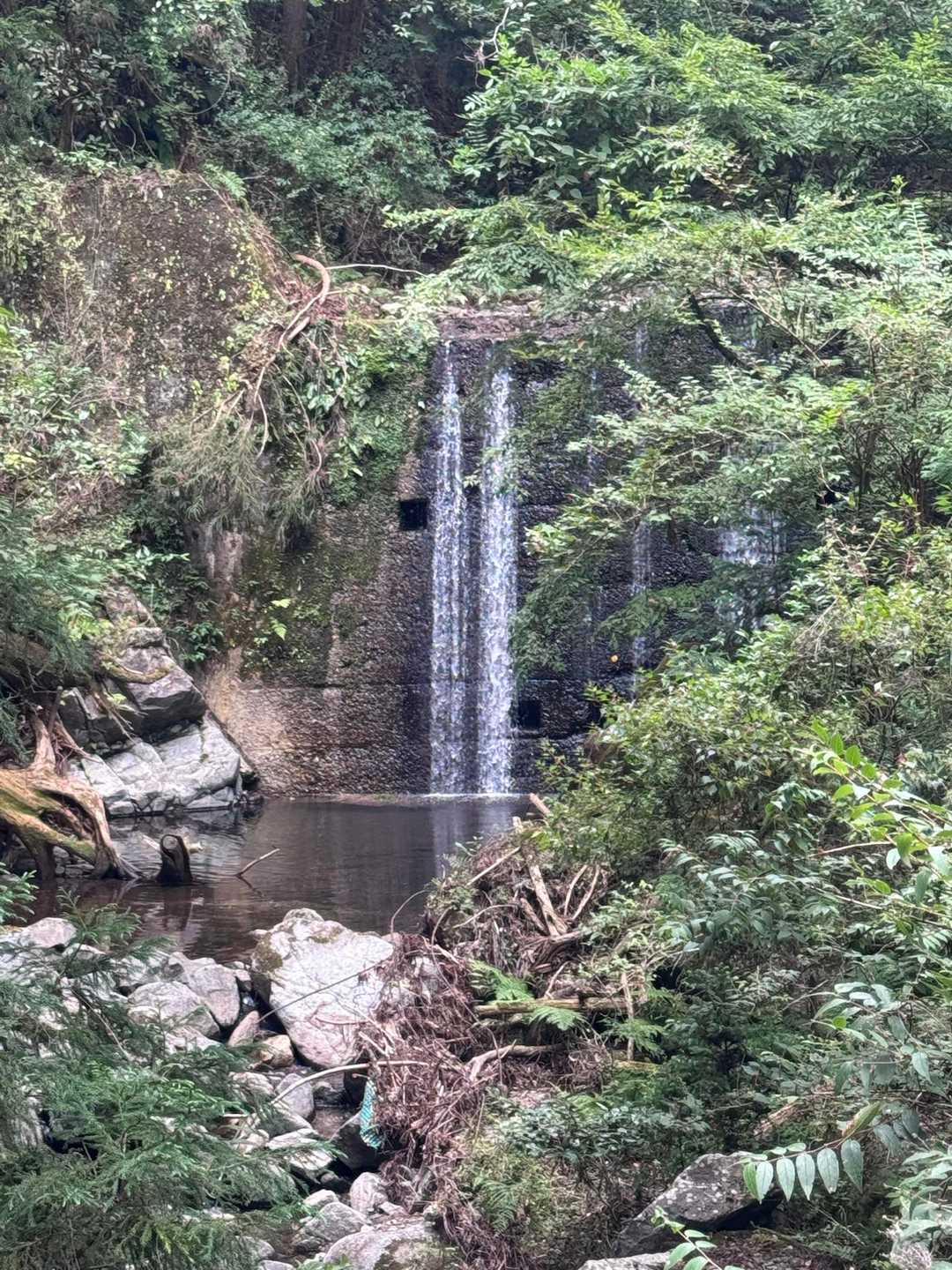 堰堤