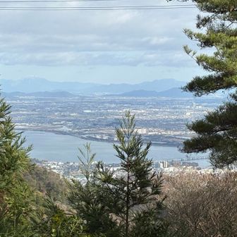 下山途中のパノラマ台から
朝より明るくなってきてた☀️