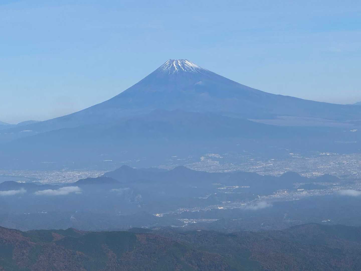 富士山🗻

山頂からは見えないらしいのでしばらく堪能しました