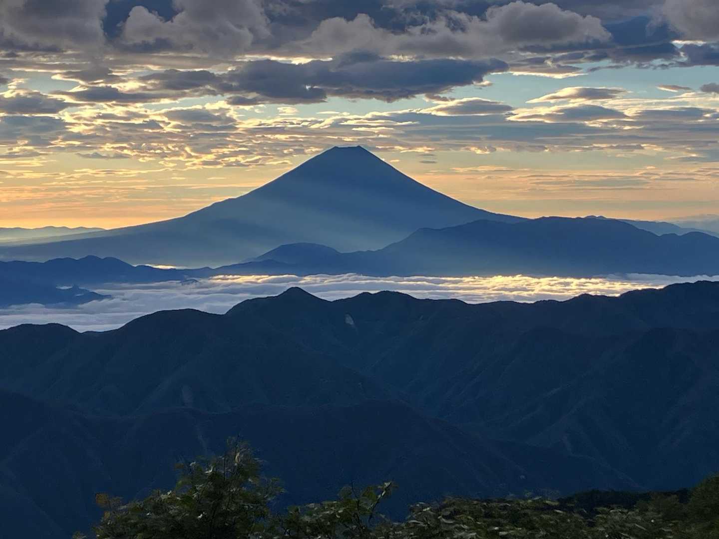 奈良田バス停-ゲート-大門沢登山道入口-農鳥岳 往復コースの写真