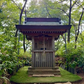 奥の院