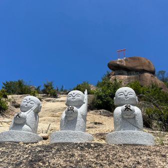 お地蔵さんがお出迎え