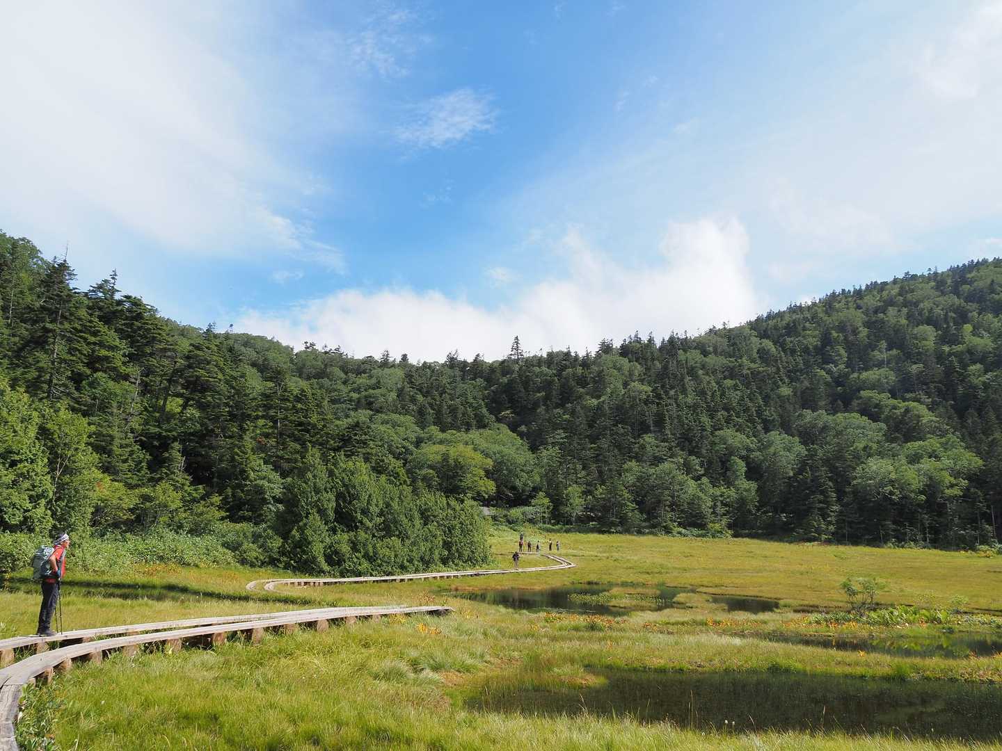 天気回復してきて、池塘もいい感じに