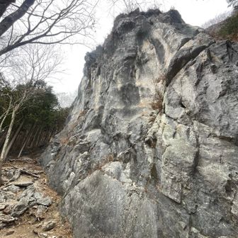 西岳直下
こんなところを登る人もいるのですね。