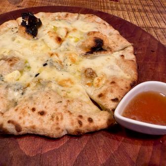 クワトロ❣️🧀
はちみつが美味しいのです🐝