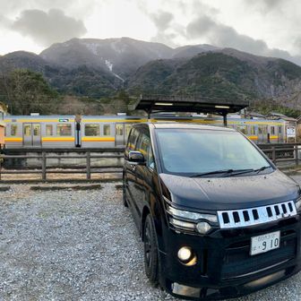 後ろに⛰️藤原岳
