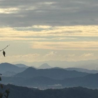 お父さん👨たちが今日は
讃岐富士🗻がよく見えるよ❗️と
教えてくれました😆