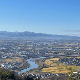 小矢部川蛇行
田んぼのパッチワークも落ち着いた配色