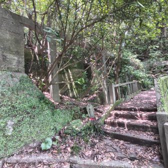 階段か続く