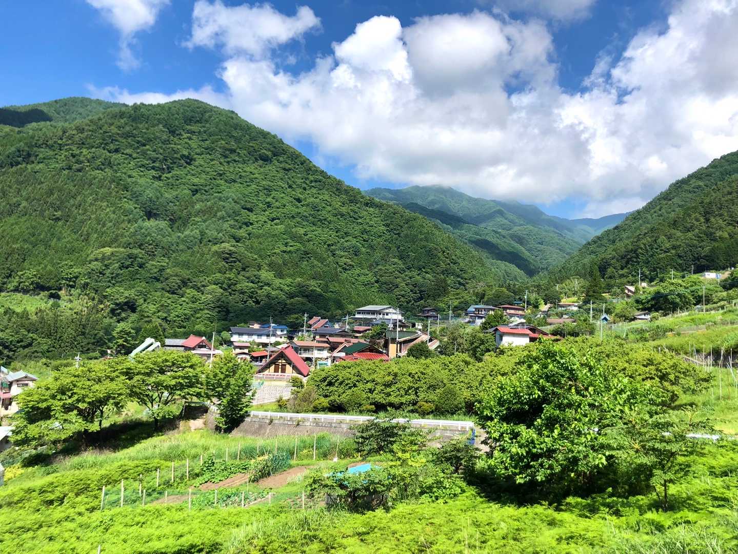 徳和集落の里山風景
なごむ～
