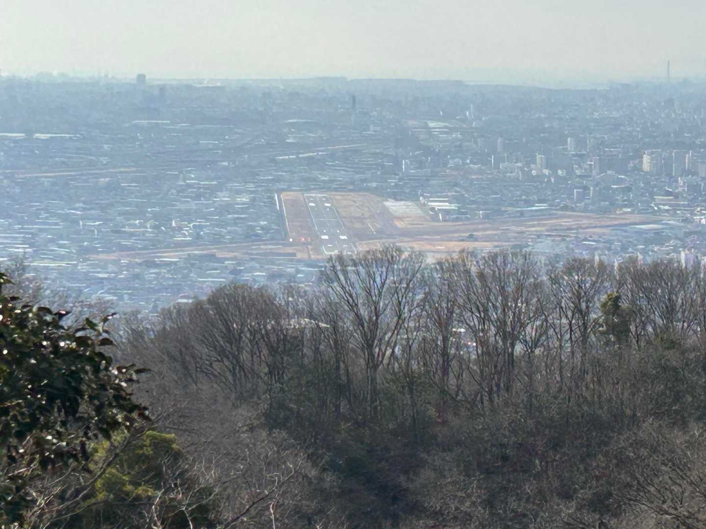 八尾空港
